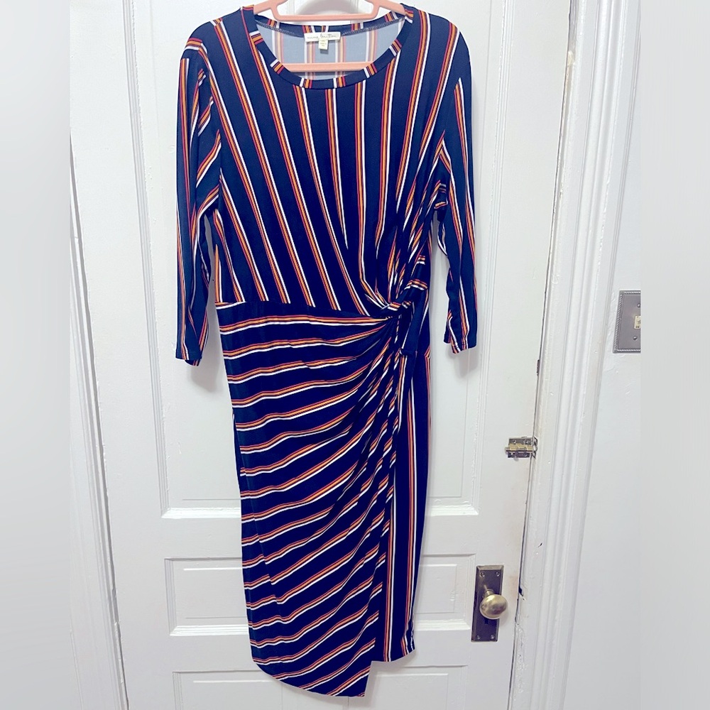 2XL WRAP DRESS SOFT, STRETCHY & PERFECT FOR OFFICE! Flattering for curvy ladies!